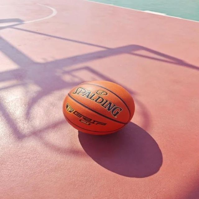 杨瀚森夏联首秀惊艳全场选秀行情持续升温引发热议